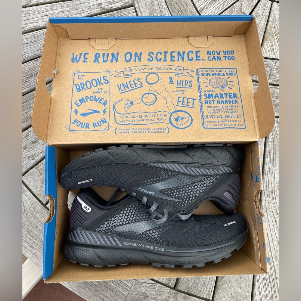 Adrenaline GTS 22 Brooks Black Men’s 9